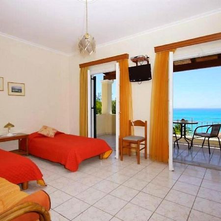 Natalia Apartment B With Panoramic Sea Views Of Agios Gordios Bay Exterior foto